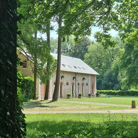 Les Ecuries Du Chateau De Brumare Brestot Zewnętrze zdjęcie